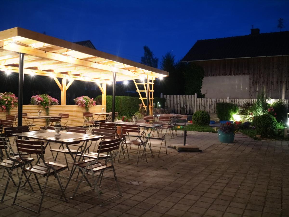 Landgasthof Wangerstuben Oberostendorf Exterior foto